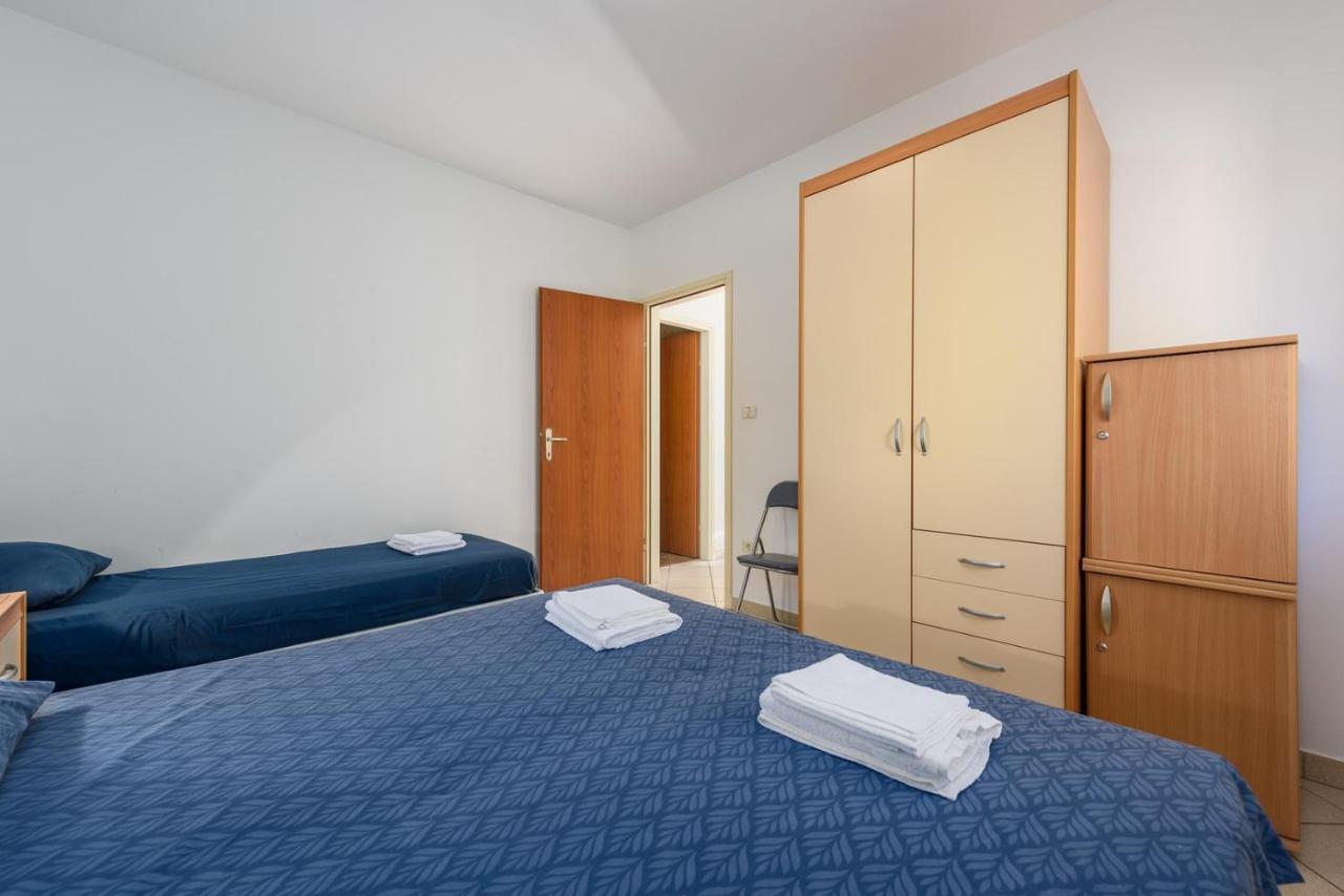 Lucrezia House With Apartments Lovrečica Εξωτερικό φωτογραφία